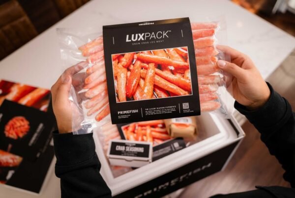 Snow Crab Leg Meat 4 lbs Prime Butter + Prime Blend Seasoning + Cocktail Sauce